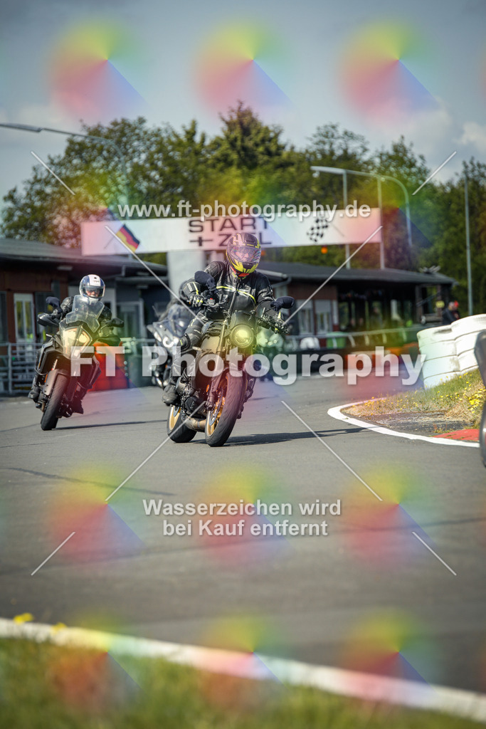 OBK_Mai_Volker_Adam-10601 | Hier findet Ihr Bilder von Touristenfahrten auf der Nürburgring Nordschleife oder von anderen Veranstaltungen die ich besucht habe. Viel Spass beim Durch Schauen 