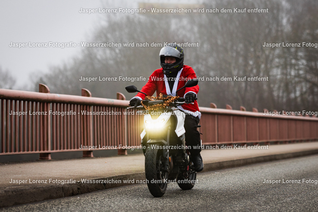 X-Mas Ride I Kiel I 2025 | Jasper Lorenz Fotografie - Realisiert mit Pictrs.com