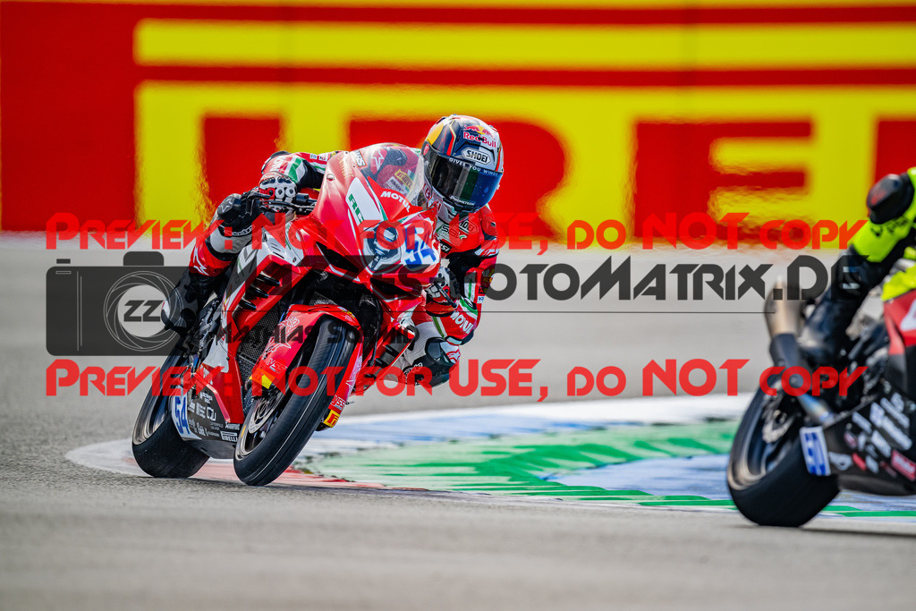 MaZZes_FotoMatrix_240421_6007705_9743 | SSP600