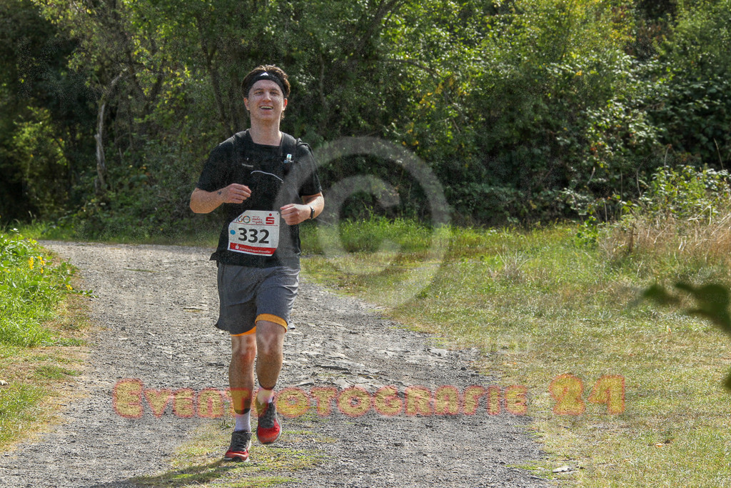 250830_1205_EV4_3854 | Sportfotografie im Rhein-Sieg Kreis, Köln, Bonn, NRW, Rheinland Pfalz, Hessen, etc. Unser Tätigkeitsfeld umfasst den Laufsport vom Volkslauf über den Marathon, Duathlon, Triathon bis zum Ultralauf wie Kölnpfad Ultra oder Schindertrail.