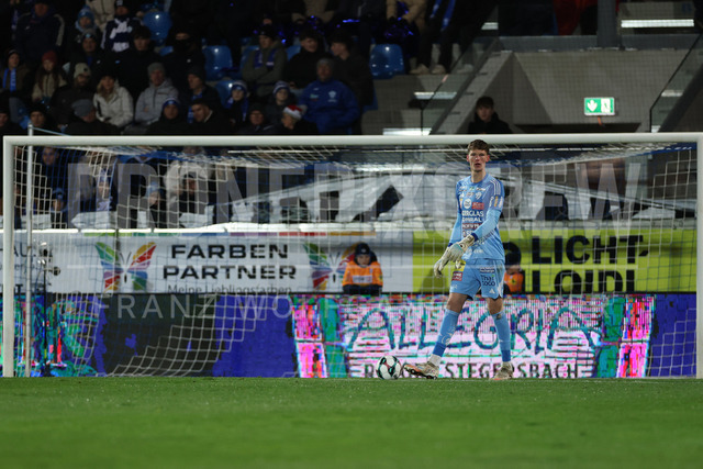 TSV Egger Glas Hartberg vs SV Oberbank Ried – Austrian Bundesliga Match | The image shows Tom Ritzy Huelsmann (Hartberg), at the Bundesliga match TSV Hartberg vs SV Ried at Profertil Arena Hartberg. 22.11.2025