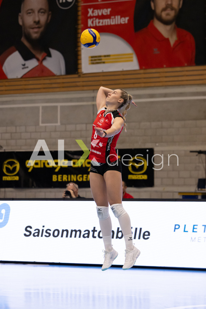 Volleyball I Frauen I Saison 2025-2026 I Volleyball NLA | Women I 1/2 Finals I  VC Kanti Schaffhausen - Sm'Aesch Pfeffingen I 07.03.2026 | 8 Lina-Marie Lieb (DE) (VC Kanti Schaffhausen) – Aussen - Realisiert mit Pictrs.com