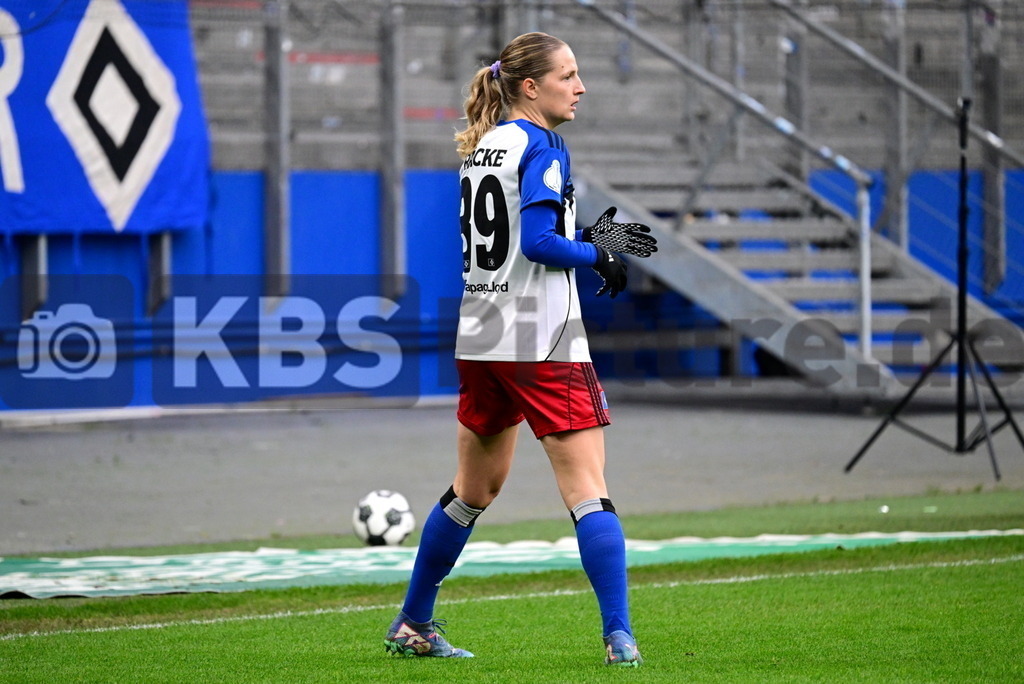 KBS Picture_HSV-Leverkusen_DFBpokal_Frauen_010 | Raecke Nina (HSV Frauen) ,Sportplatz :  Volksparkstadion, - Realisiert mit Pictrs.com