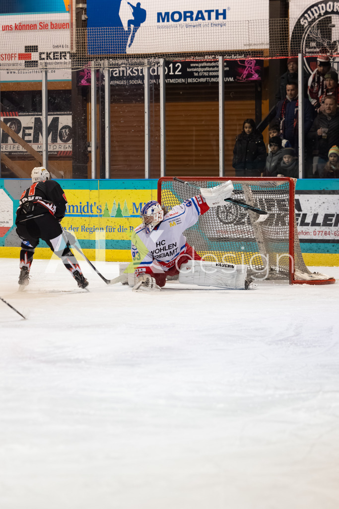 Eishockey I Herren I Saison 2025-2026 I Regio League | 3. Liga Regular Season Gr. 1 ZS | Men I 17. Spieltag I EHC Herrischried - HC Wohlen Freiamt I 01.02.2026 | Hochwertige Sportfotos kaufen & lizenzieren für Medien, Vereine, Agenturen & Sportler:innen. Entdecke professionelle Sportfotografie im Bildshop von Alexander Franzen. - Realisiert mit Pictrs.com