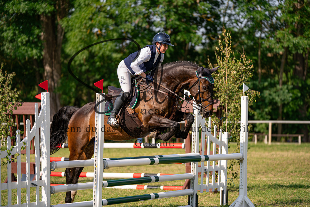 A7501587 | Turnier/Reitfotograf