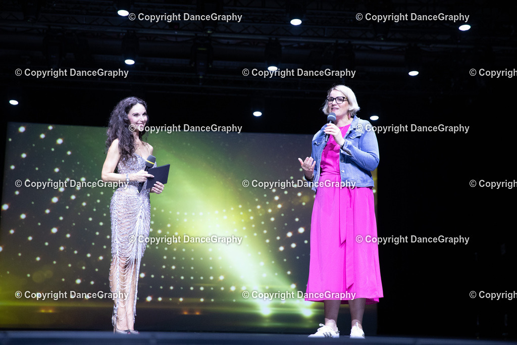 GPHY4715 | DanceGraphy - Realisiert mit Pictrs.com