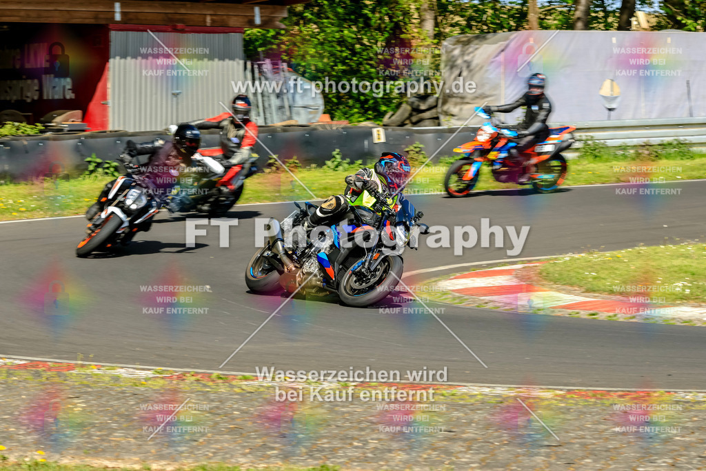 _OTO1701 | Hier findet Ihr Bilder von Touristenfahrten auf der Nürburgring Nordschleife oder von anderen Veranstaltungen die ich besucht habe. Viel Spass beim Durch Schauen 