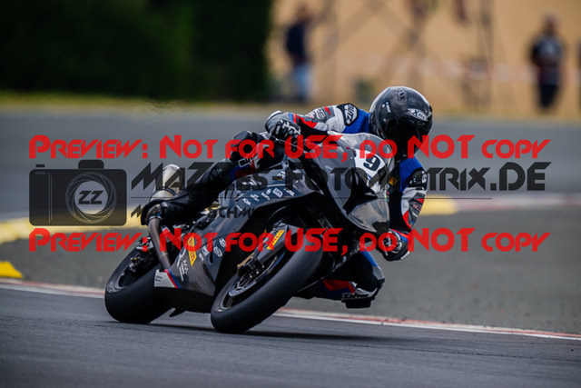 MaZZes_FotoMatrix_220723_7190 | PRO SUPERSTOCK