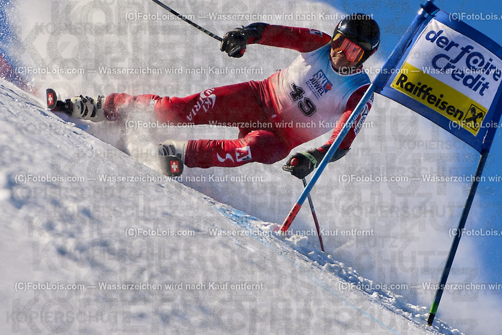 ALP3960_MASTERS-Cup_GS-A Herrn_Krnazer Gottfried | (C)FotoLois.com, Alois Spandl. FIS Masters-Cup Wildschönau, Giant Slalom auf der Piste Schatzberg GS, Siegerehrung auf dem Dorfplatz Niederau, Sa 13. Januar 2024.