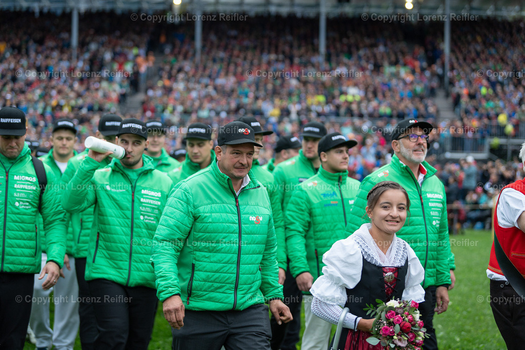 Schwingen -  ESAF 2025 Samstag Einmarsch | Mollis, 30.8.25, Schwingen - ESAF Samstag.