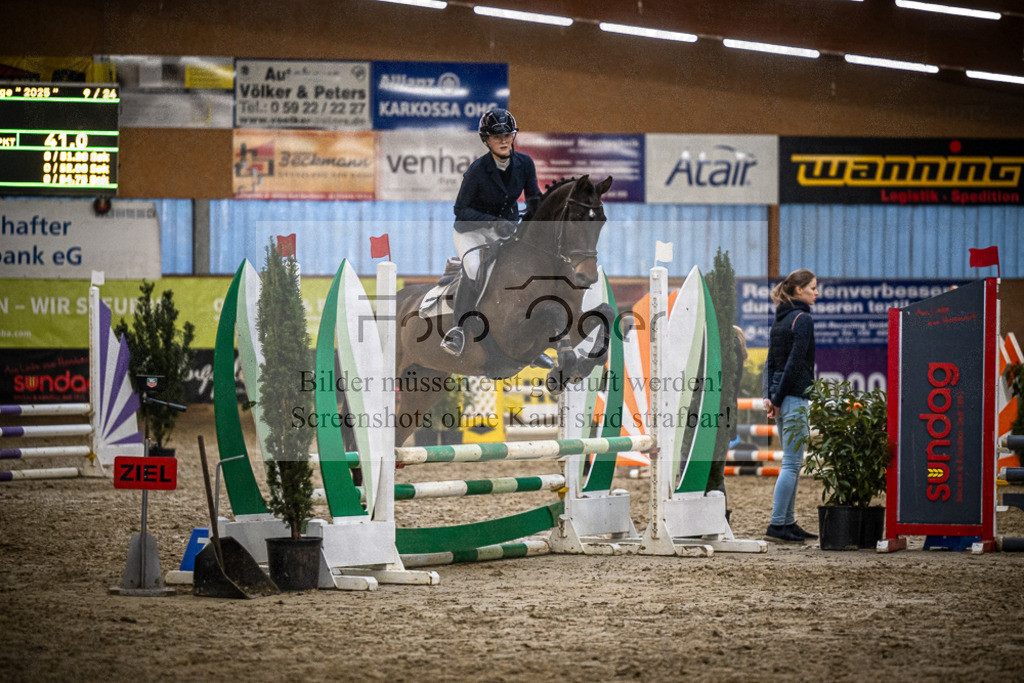 DOS_0378 | Entdecke hochwertige Reitturnierfotos von Foto Oger. Professionell, emotional und authentisch – jetzt Lieblingsmomente im Shop bestellen.Deutschlandweite Turnierfotografie. - Realisiert mit Pictrs.com