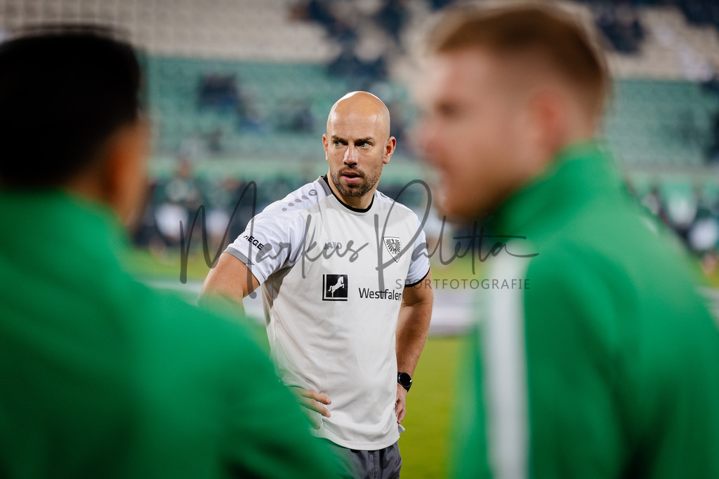 2. Bundesliga, Saison 2025/26, 15. Spieltag: SC Preußen Münster - Hannover 96 | Münster, 05.12.2025: 2. Bundesliga, 15. Spieltag, SC Preußen Münster gegen Hannover 96 im LVM-Preußenstadion in Münster. Foto: sportfotografie.ms | Markus Paletta - Realisiert mit Pictrs.com