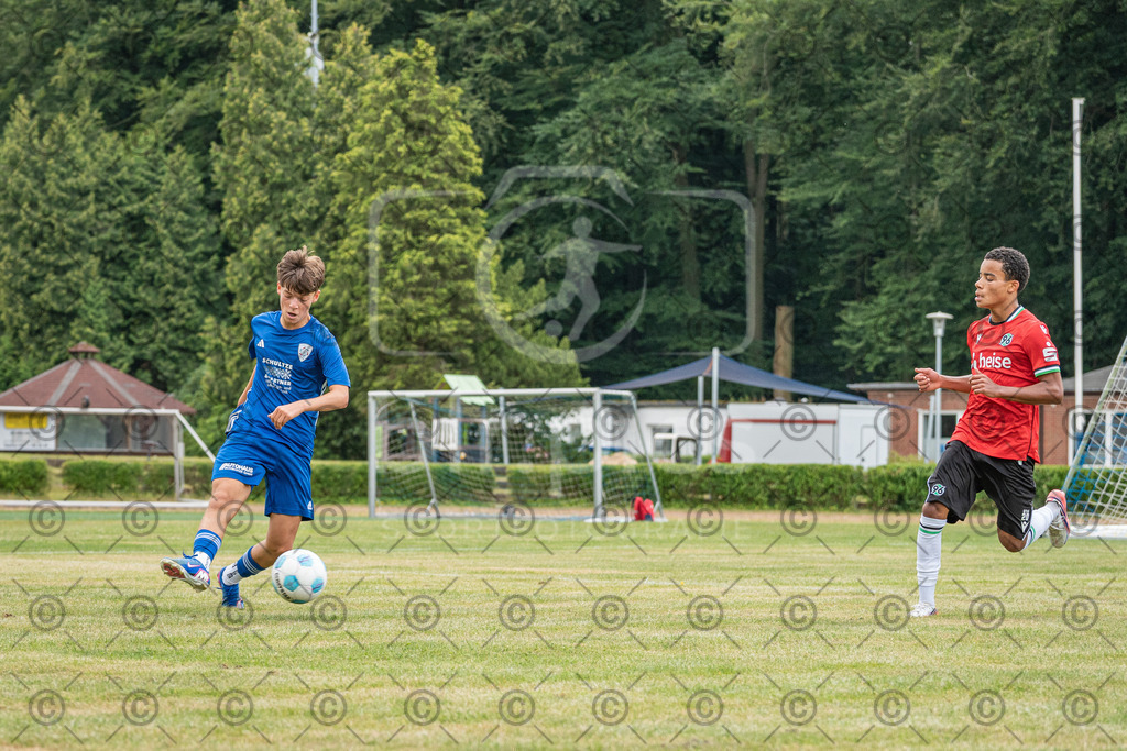 _DSC8527 | Professionelle Fußball- und Sportfotografie. Spielbilder online ansehen und kaufen – Einzelbilder oder komplette Galerien in hoher Qualität. - Realisiert mit Pictrs.com