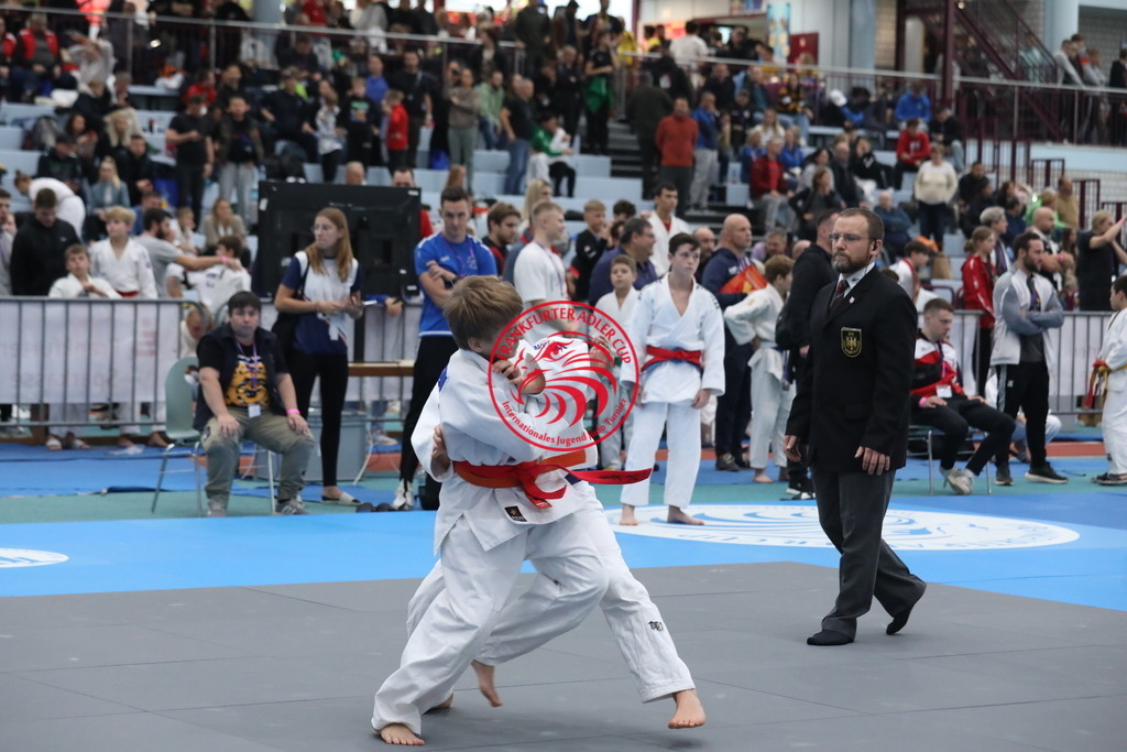 1J7A2596 | Fotos vom Adler Cup - Pictures from Adler Cup

Hier findet Ihr alle Eindrücke und großen Momente der Adler Cup Wochenenden. Here you will find all impressions and great moments of the Adler Cup weekends. - Realisiert mit Pictrs.com