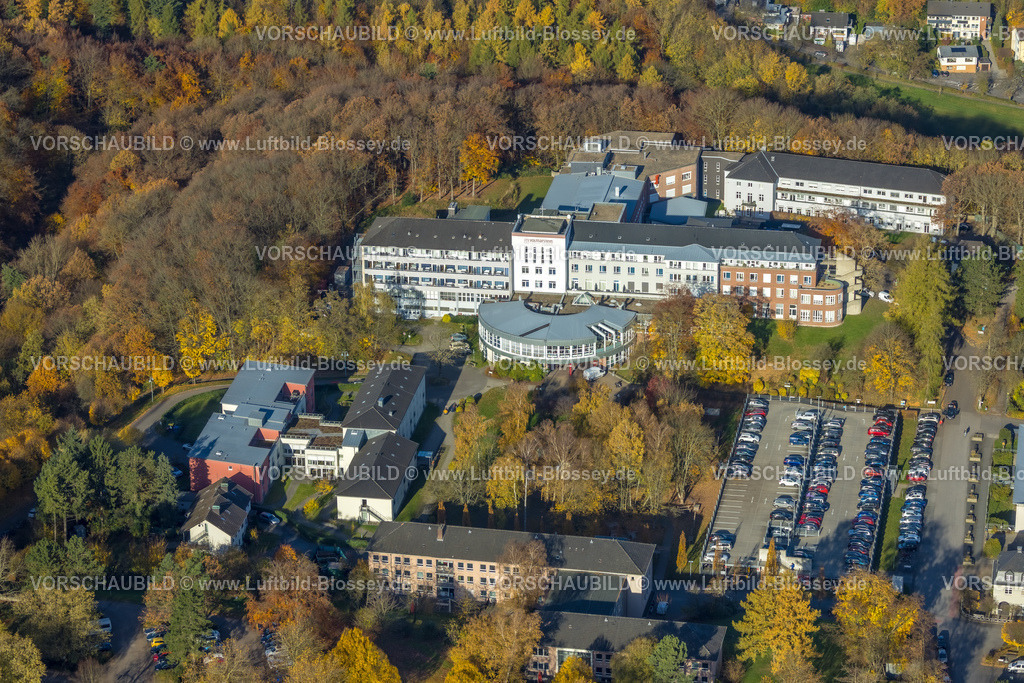 Wetter251103854 | Luftbild, Orthopädische Klinik Volmarstein gGmbH, herbstliche Bäume, Volmarstein, Wetter, Ruhrgebiet, Nordrhein-Westfalen, Deutschland