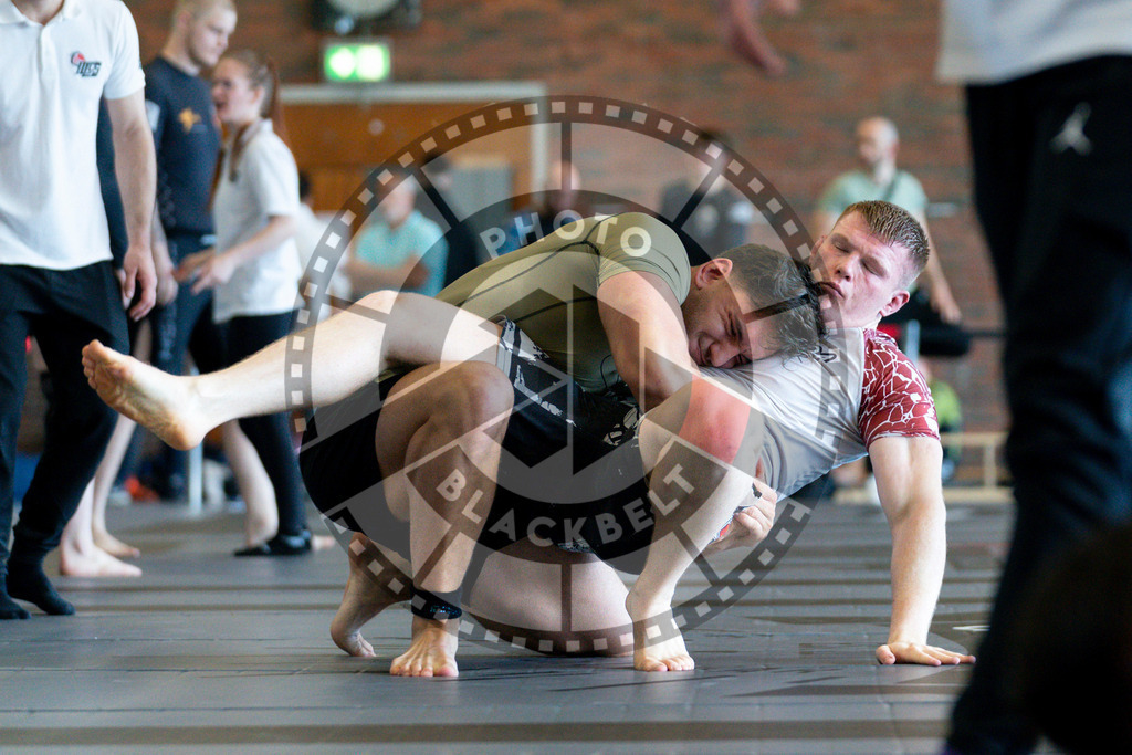 20240608PBB00982 | Fighters compete during the ILLCS VII summer edition luta livre competition in Hannover, Germany, on June 8, 2024.