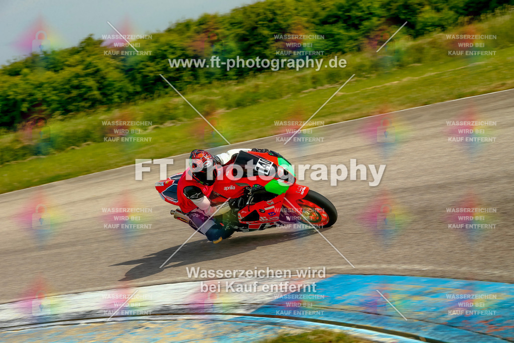 _MOT1102 | Hier findet Ihr Bilder von Touristenfahrten auf der Nürburgring Nordschleife oder von anderen Veranstaltungen die ich besucht habe. Viel Spass beim Durch Schauen 