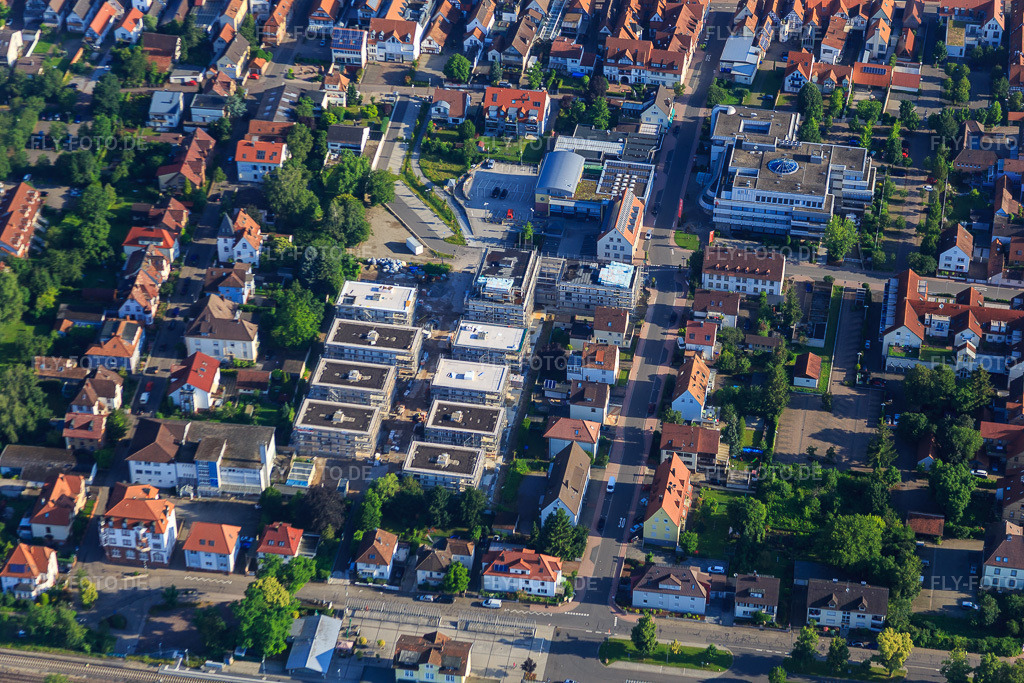 Luftbild: Baustelle für Neubaugebiet Im Stadtkern in Kandel im Bundesland Rheinland-Pfalz in Deutschland. Foto: IMG_089998.jpg vom 26.06.2016 durch Werner Riehm/FLY-FOTO.de