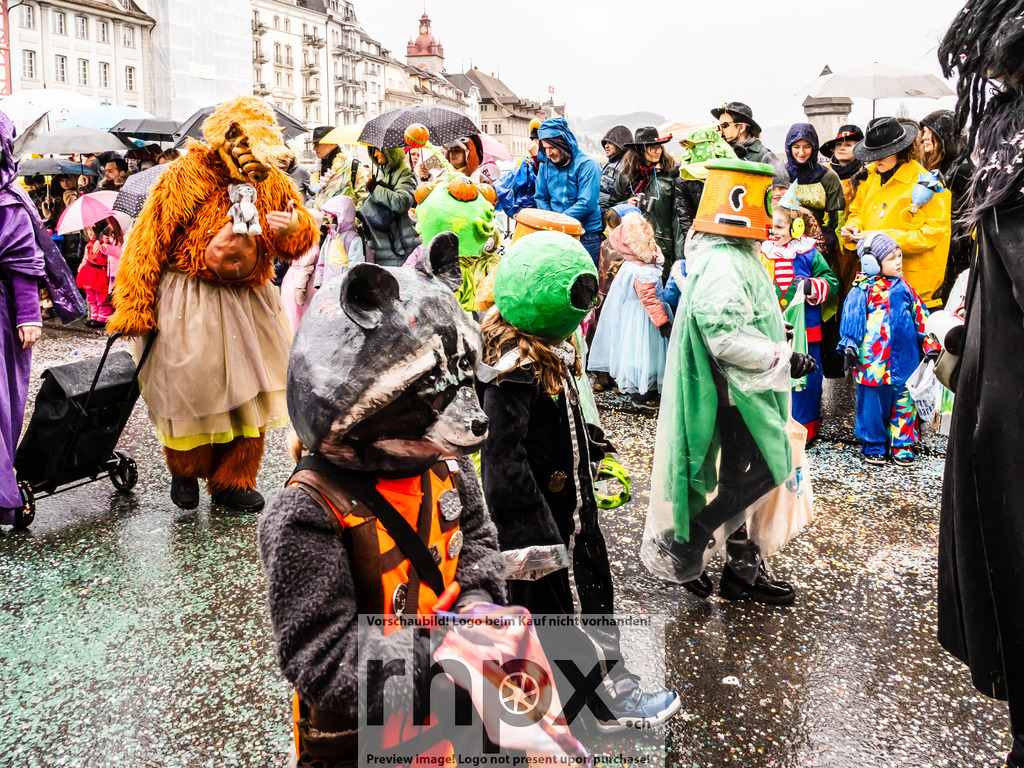 Chendermonschter 2026 | Stimmungsvolle Fotokunst aus Luzern. Erlebe den Pilatus, den See und die Stadt Luzern in exklusiven Aufnahmen in der Fotogalerie & Shop. - Realisiert mit Pictrs.com