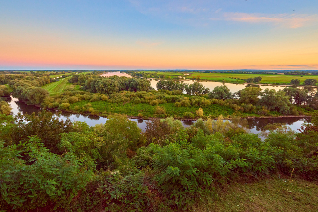 Blick über die Sude bei Boizenburg auf die Elbe | Fotos als Raumschmuck - Realisiert mit Pictrs.com