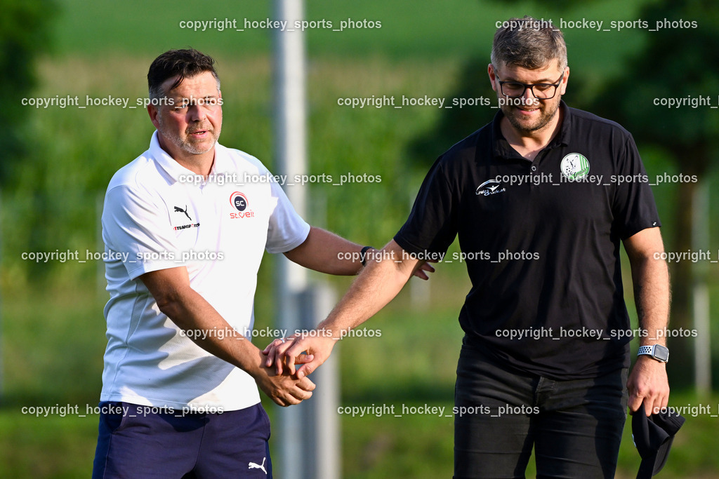 FC Lendorf vs. SC St.Veit | Headcoach St.Veit Martin Harald Kaiser, Headcoach FC Lendorf Christoph Morgenstern, FC Lendorf vs. SC St.Veit, FC Lendorf vs. SC St.Veit am 17.08.2024 in Lendorf (Thomas Morgenstern-Arena), Austria, (Photo by Bernd Stefan)