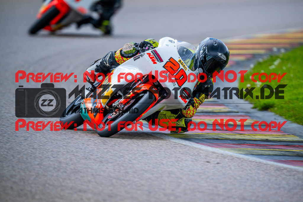 MaZZes_FotoMatrix_240505_6007705_2982 | KTM