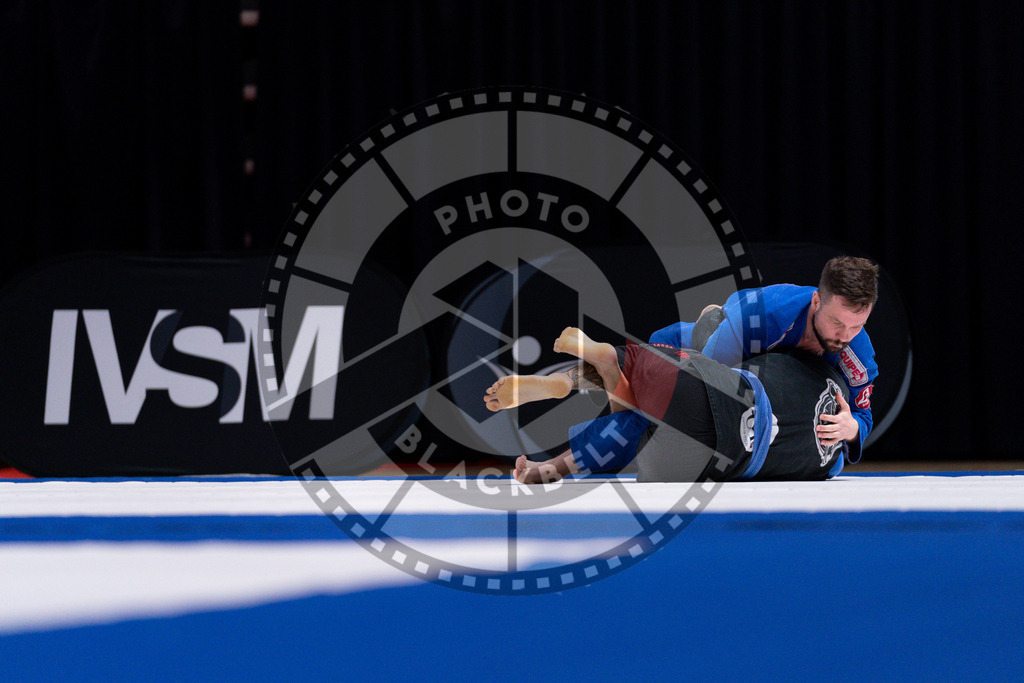 20241013PBB1876 | Athletes compete during the AJP Tour Europe Continental Jiu-Jitsu Amateurs & Masters Championship on October 13, 2024 in Almere near Amsterdam, Netherlands. © Chiara Dazi / photoblackbelt