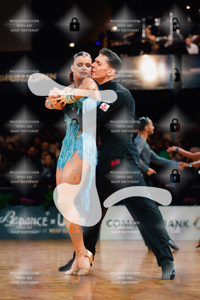 GOC 2025 - WDSF GrandSlam Latin 10-11th (40) Razvan Dumitrescu _ Jacqueline Joos (Germany)-2025-08-23-4877 | Webshop for digital downloads and prints of dance sport, event & show photographer Julian Link - Realisiert mit Pictrs.com