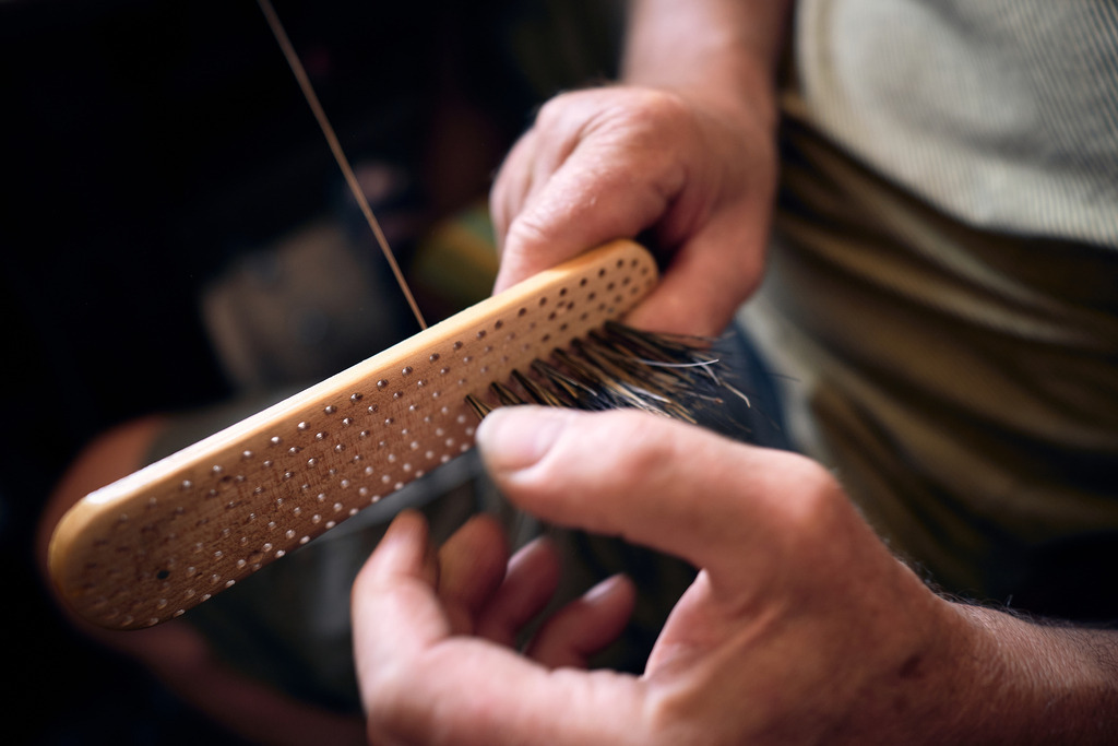 Bürsten und Pinselmacher | Wien, Austria - August 04, 2022; Bürsten und Pinselmacher Norbert Meier - Realisiert mit Pictrs.com