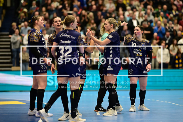 Handball I Frauen I Saison 2025-2026 I 1. HBF I 10. Spieltag I Buxtehuder SV - HSG Bensheim-Auerbach I 81668 | Der Sportfotograf. - Realisiert mit Pictrs.com