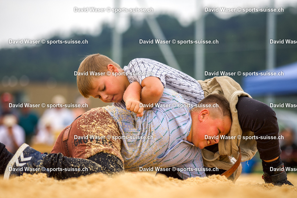 250727 Oppliger Evan (2014) - Vonlanthen Adrien (2015) _ la F_te R_gionale La Gruy_re Riaz_ 27.07.2025 Bild sports-suisse.ch (2) | 250727 Oppliger Evan (2014) - Vonlanthen Adrien (2015) à la Fête Régionale La Gruyère Riaz, 27.07.2025 Bild sports-suisse.ch