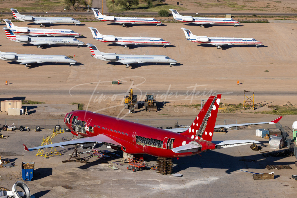 182 | Buy high-quality aviation and travel photography prints by professional photographer Timo Breidenstein. Authentic images, professionally printed, worldwide shipping. - Realisiert mit Pictrs.com