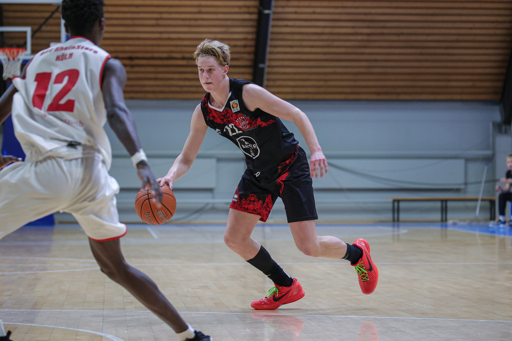 JBBL BAYER GIANTS @ BBV Rheinstars Köln-21 | Fotos von Basketballspielen aus dem Raum NRW fotografiert von Gero Mueller-Laschet und Daniel Schaefer - Realisiert mit Pictrs.com