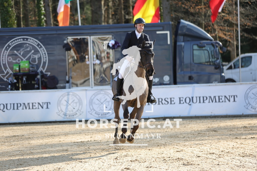 0P6A2961 | Willkommen bei Brunnmayr - Design & Fotografie – Ihrem Spezialisten für Reitturniere und Pferdeveranstaltungen in Oberösterreich, Salzburg und Bayern! Seit über 17 Jahren sind wir leidenschaftlich dabei.