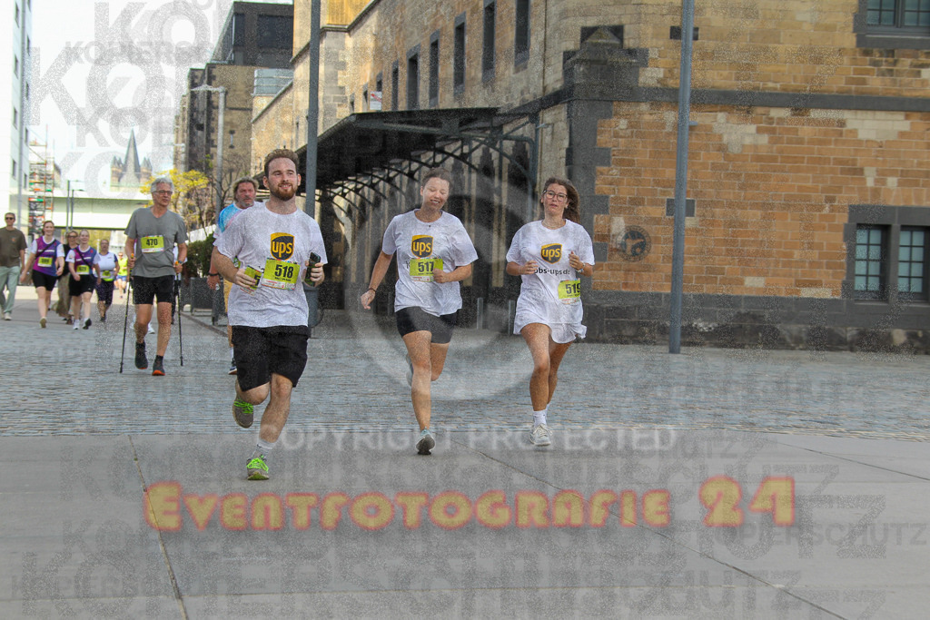 250920_1347_EV4_6684 | Sportfotografie im Rhein-Sieg Kreis, Köln, Bonn, NRW, Rheinland Pfalz, Hessen, etc. Unser Tätigkeitsfeld umfasst den Laufsport vom Volkslauf über den Marathon, Duathlon, Triathon bis zum Ultralauf wie Kölnpfad Ultra oder Schindertrail.