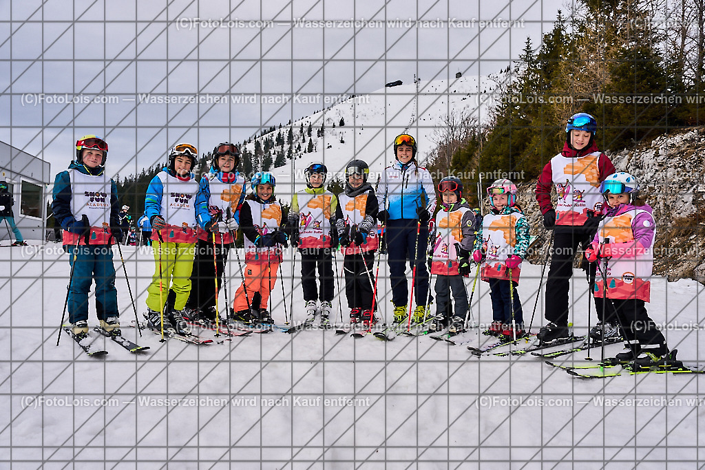 ALP5298_Schischule Haginger_Semesterkurs_Skigruppe MARLIES | (C)FotoLois.com, Alois Spandl. Schischule Haginger, Semesterkurs-Abschlusstag mit Rennlaufbewerb, Fr 9. Februar 2024.