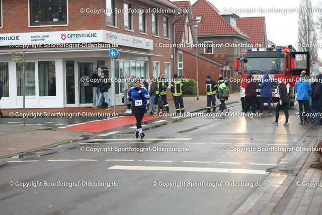 WMLA3447 | Bildershop "Sportfotograf-Oldenburg" mit Fotos von Sportevents in Oldenburg und Umzu. - Realisiert mit Pictrs.com