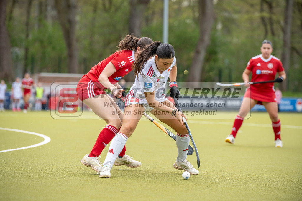 SFE_20260321_0027 | Köln, Deutschland, 21.03.26: Feldhockey 1. Bundesliga Damen zwischen Rot-Weiss Köln - Bremer HC im REWE Sportpark am 21.03.2026 in Köln, Deutschland. (Foto von Stephan Fehrmann)Köln, Germany, 21.03.26: Feldhockey 1. Bundesliga Damen between Rot-Weiss Köln - Bremer HC in REWE Sportpark at 21.03.2026 in Köln, Deutschland. (Foto from Stephan Fehrmann)