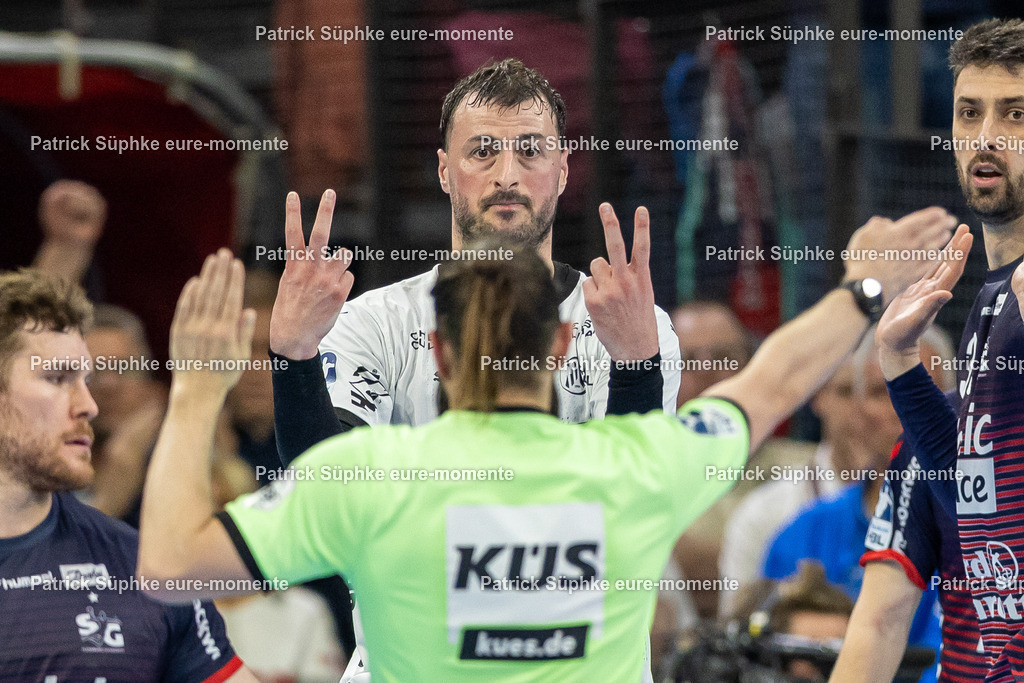 Handball I Herren I Daikin HBL I Saison 2024-2025 I 23. Spieltag I SG Flensburg-Handewitt - THW Kiel | Handball: Bundesliga, SG Flensburg-Handewitt - THW Kiel, 23. Spieltag, GP JOULE ArenaDomagoj Duvnijak (4, THW Kiel) fordert 2 Minuten