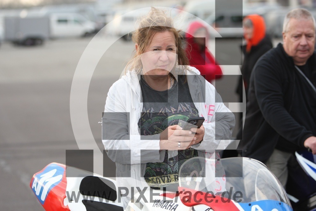 0a11-20250412_00098 | Schöne Erinnerungen an spannende Momente - das festzuhalten ist unser Job. PIXELrace.de ist seit 2003 auf den Rennstrecken Europas unterwegs um die Action draußen beim Fahren und die wunderbare Stimmung imm Fahrerlager für euch einzufangen.