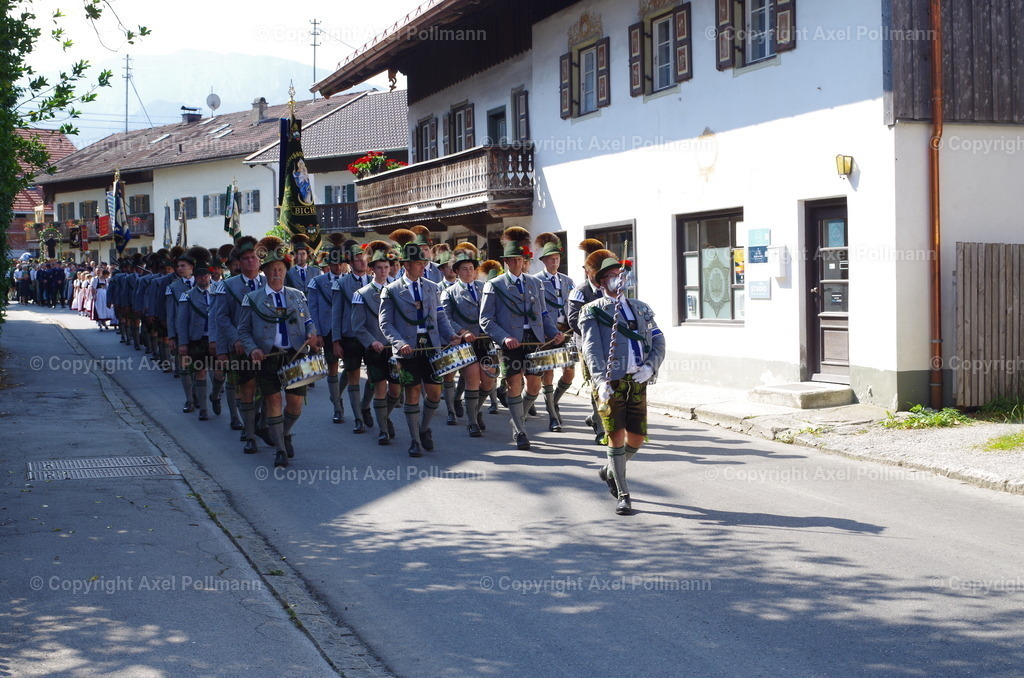 IMGP3610 | fotografiert von Axel PollmannLeonhardi Wallfahrt Benediktbeuern und Murnau, Fronleichnam, Fasching, Landschaft im Loisachtal und Benediktbeuern  - Realized with Pictrs.com