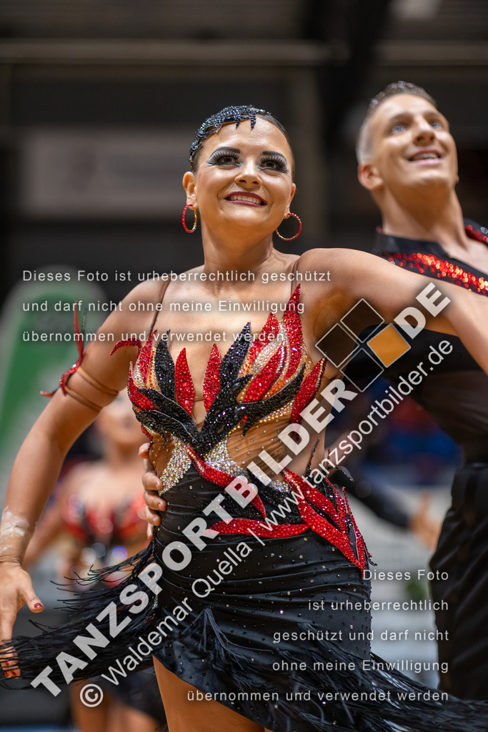 20260328-00654 | Hier finden Sie Tanz Bilder vom Latein und Standard Formationen tanzen. Sportbilder vom Tanzsport. Schöne Fotos und von Weltmeisterschaft, Europameisterschaft, Bundesliga, Regionalliga, Oberliga und Landesliga sowie von GOC Stuttgart, DanceComp, WM Bremen