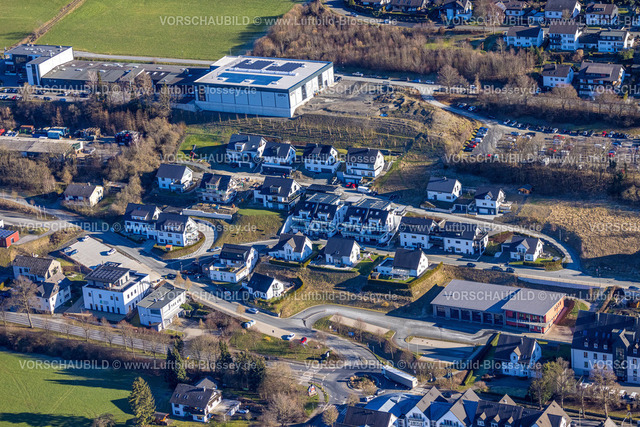 Eslohe230205082 | Luftbild, Gefu Firmengebäude, Freiwillige Feuerwehr, Neubau Wohnsiedlung, Eslohe, Sauerland, Nordrhein-Westfalen, Deutschland