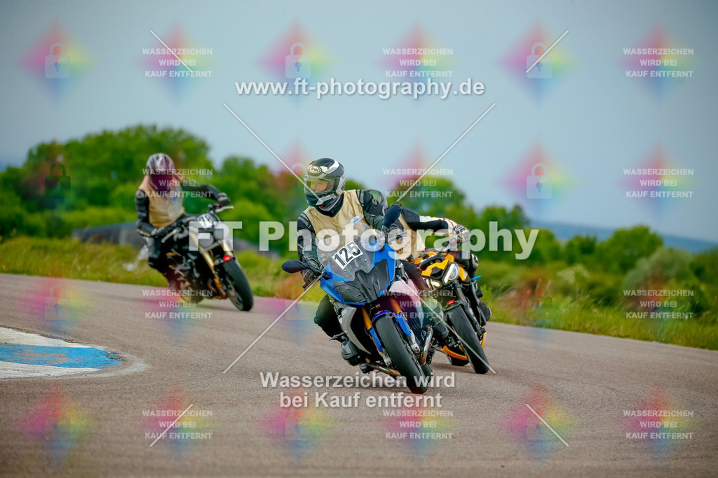 _MOT1619 | Hier findet Ihr Bilder von Touristenfahrten auf der Nürburgring Nordschleife oder von anderen Veranstaltungen die ich besucht habe. Viel Spass beim Durch Schauen 