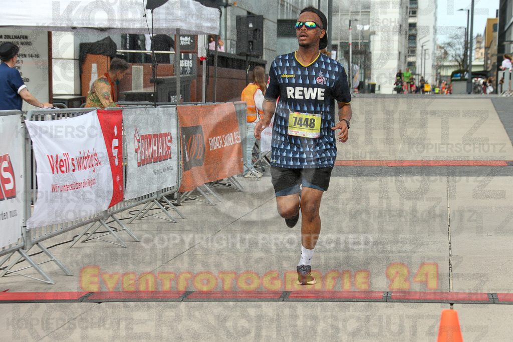 250920_1322_EX1_4227 | Sportfotografie im Rhein-Sieg Kreis, Köln, Bonn, NRW, Rheinland Pfalz, Hessen, etc. Unser Tätigkeitsfeld umfasst den Laufsport vom Volkslauf über den Marathon, Duathlon, Triathon bis zum Ultralauf wie Kölnpfad Ultra oder Schindertrail.