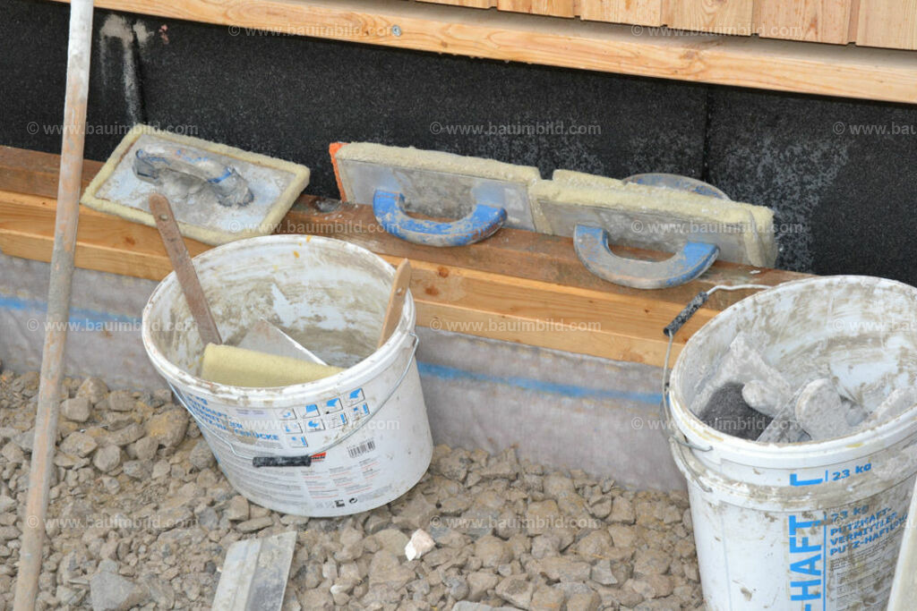 bib-lg18-putzarbeiten-0049 | Nach LV-Leistungsgruppen sortierte Detailfotos über den Bau eines Hauses. Alle Hausbau-Bilder direkt vom Urheber und Autor der Website Haus-Selber-Bauen.com