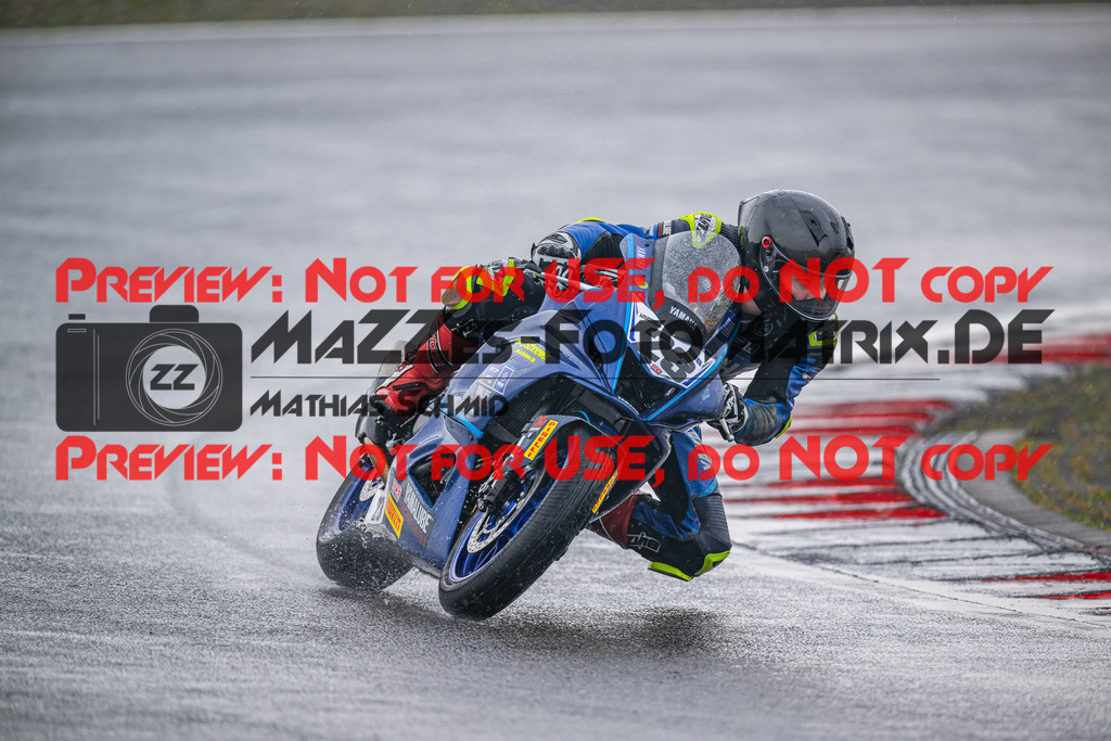 MaZZes_FotoMatrix_240830_6007705_2174 | R7