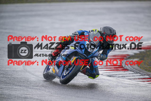 MaZZes_FotoMatrix_240830_6007705_2174 | R7