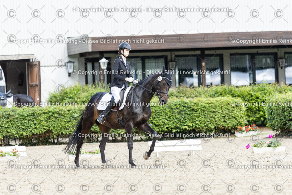 CL5A6136-2 | Emilia Reinking Fotografie - Realisiert mit Pictrs.com