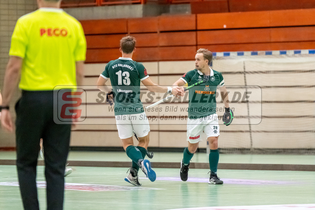 HK_20250110_101257 | 1. Bundesliga Halle Herren Crefelder HTC - Uhlenhorst Mülheim am 10.1.2025 Glockenspitz Halle Krefeld, Krefeld ,